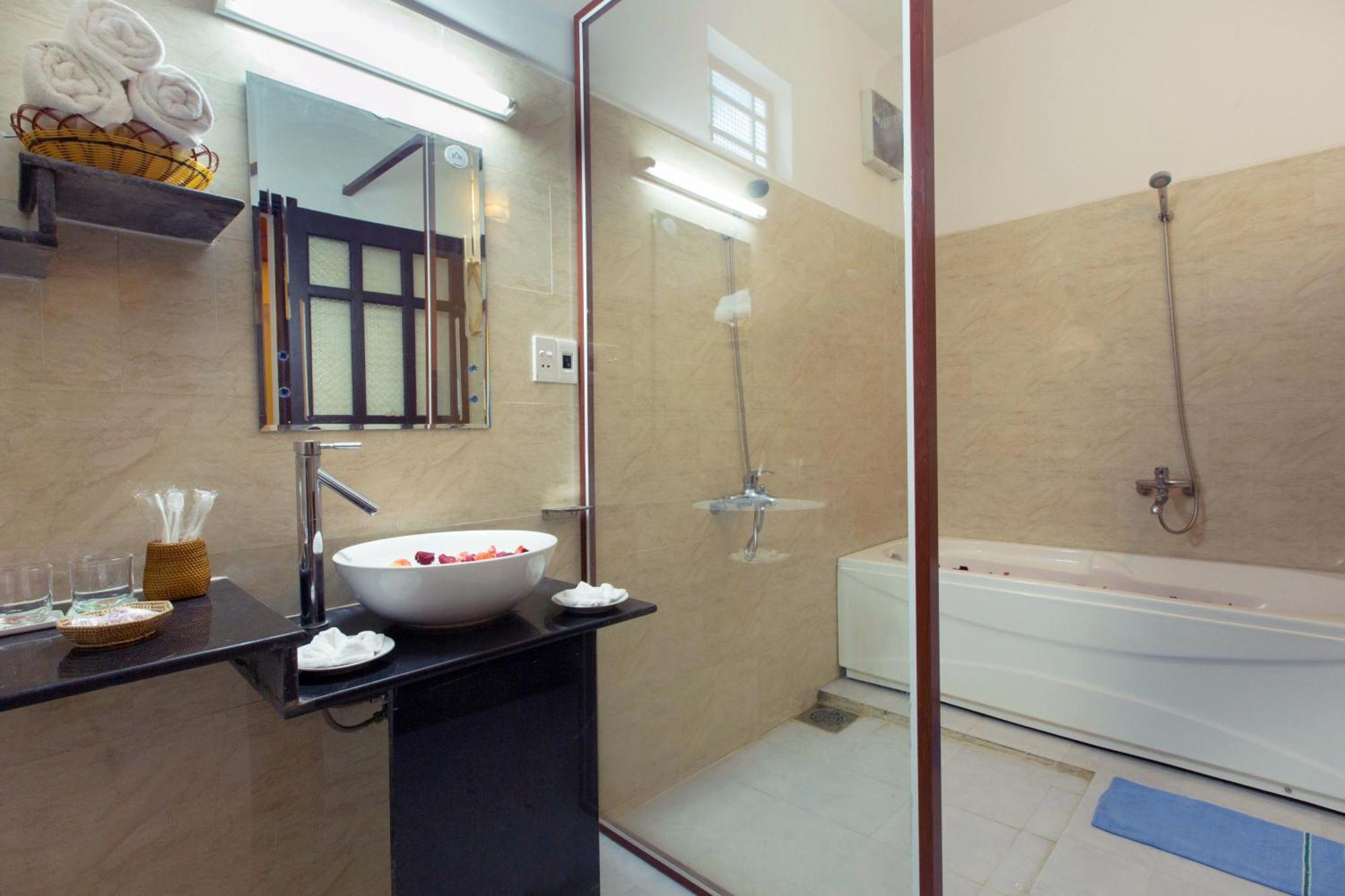 Plum Tree Homestay Hoi An Exterior photo